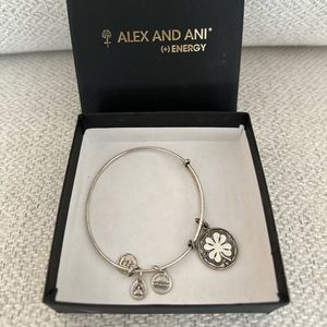 Alex & Ani 4 Leaf Clover Bracelet
